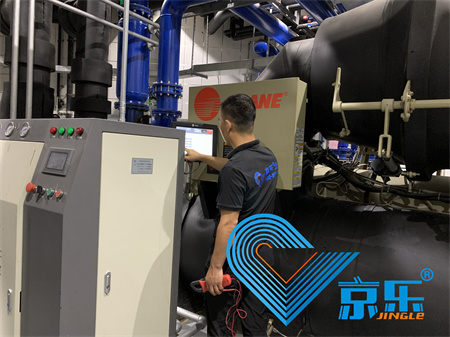 當冷水機“罷工”怎么辦 快速找到附近專業(yè)維修空調(diào)冷水機服務
