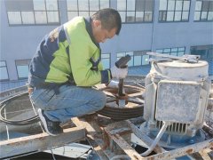 中央空調(diào)維修師傅:深知安裝費用的問題