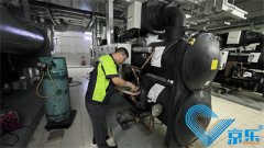 日立風(fēng)冷螺桿式熱泵機組維修 讓工廠空調(diào)機組重?zé)ɑ盍?></span>
                          <a href=